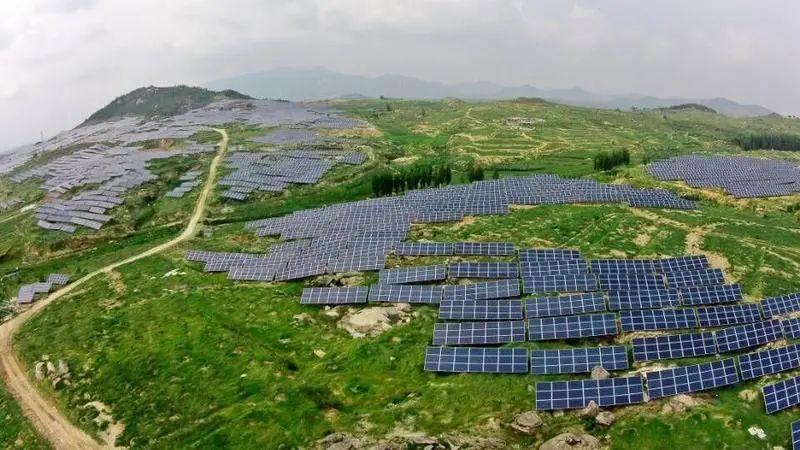 中國(guó)十三省最大光伏電站在這里！欽州康熙嶺的光伏電站能排上號(hào)了嗎？