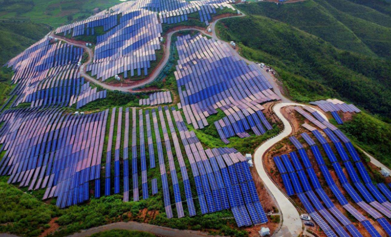 中國(guó)十三省最大光伏電站在這里！欽州康熙嶺的光伏電站能排上號(hào)了嗎？
