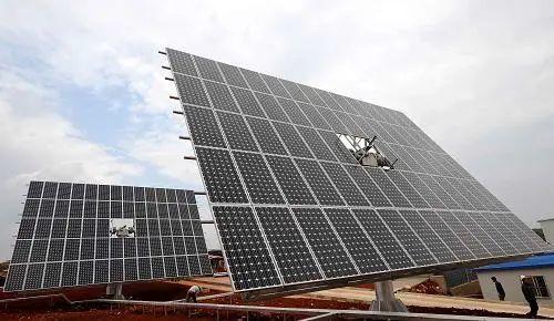 中國(guó)十三省最大光伏電站在這里！欽州康熙嶺的光伏電站能排上號(hào)了嗎？