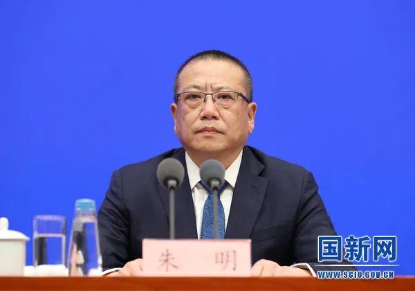國家能源局：大力發(fā)展光伏發(fā)電、風(fēng)電等可再生能源；多管齊下解決消納問題